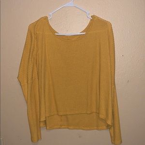 Long sleeve crop shirt